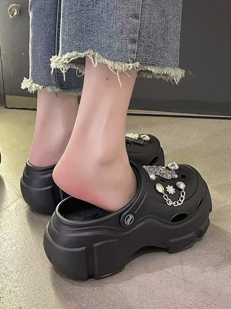Stylish Platform Clogs with Pearls & Bling โ Stay Chic & Comfy All Summer!