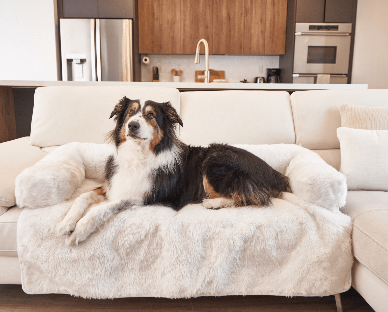 PupProtector™ Waterproof Couch Lounger - Polar White