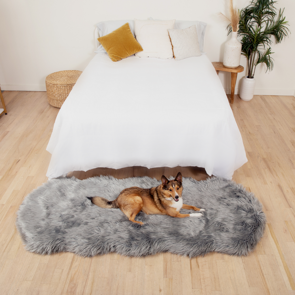 PupRug™ Runner Faux Fur Memory Foam Dog Bed - Charcoal Grey