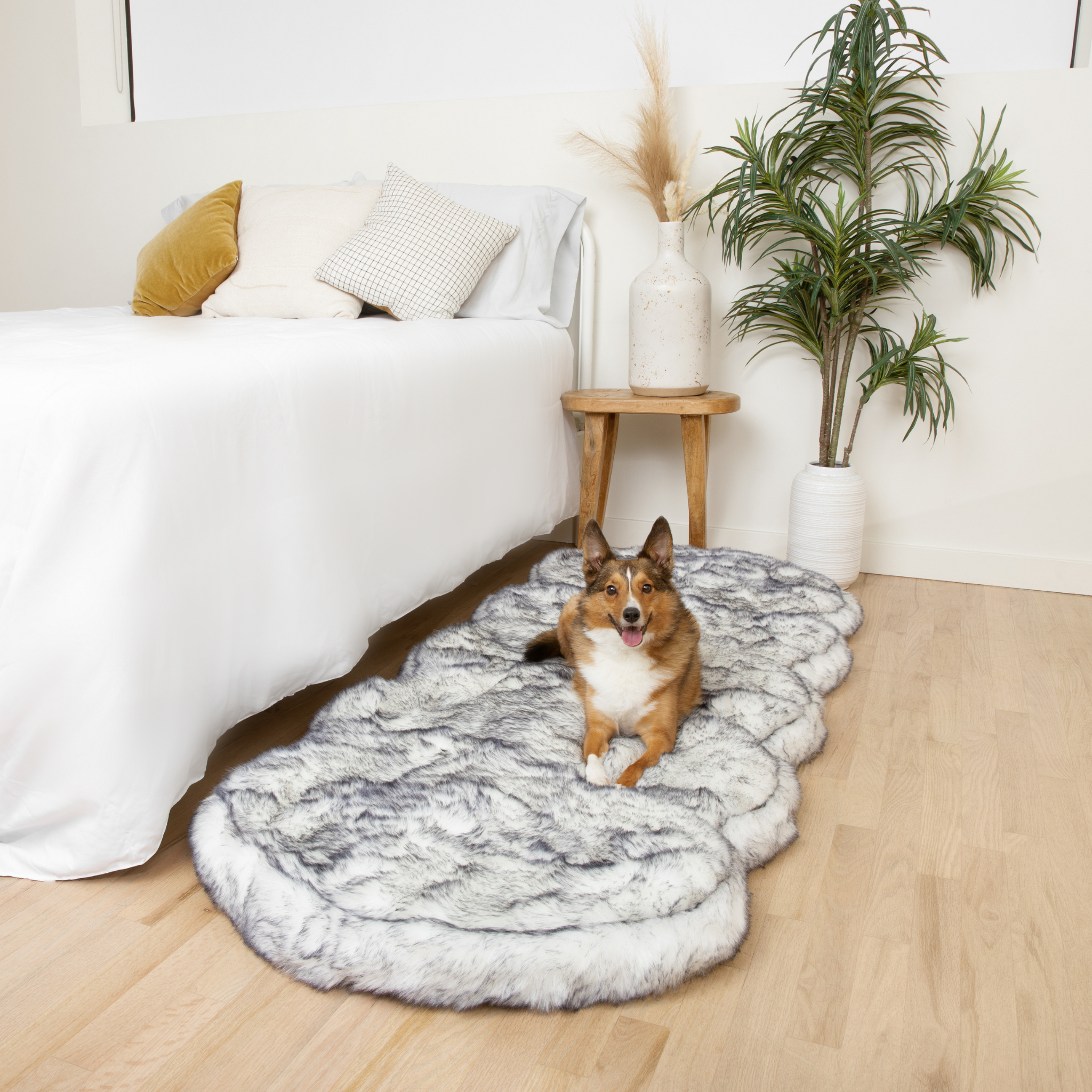 PupRug™ Runner Luxe Faux Fur Memory Foam Dog Bed - Ultra Plush Arctic Fox