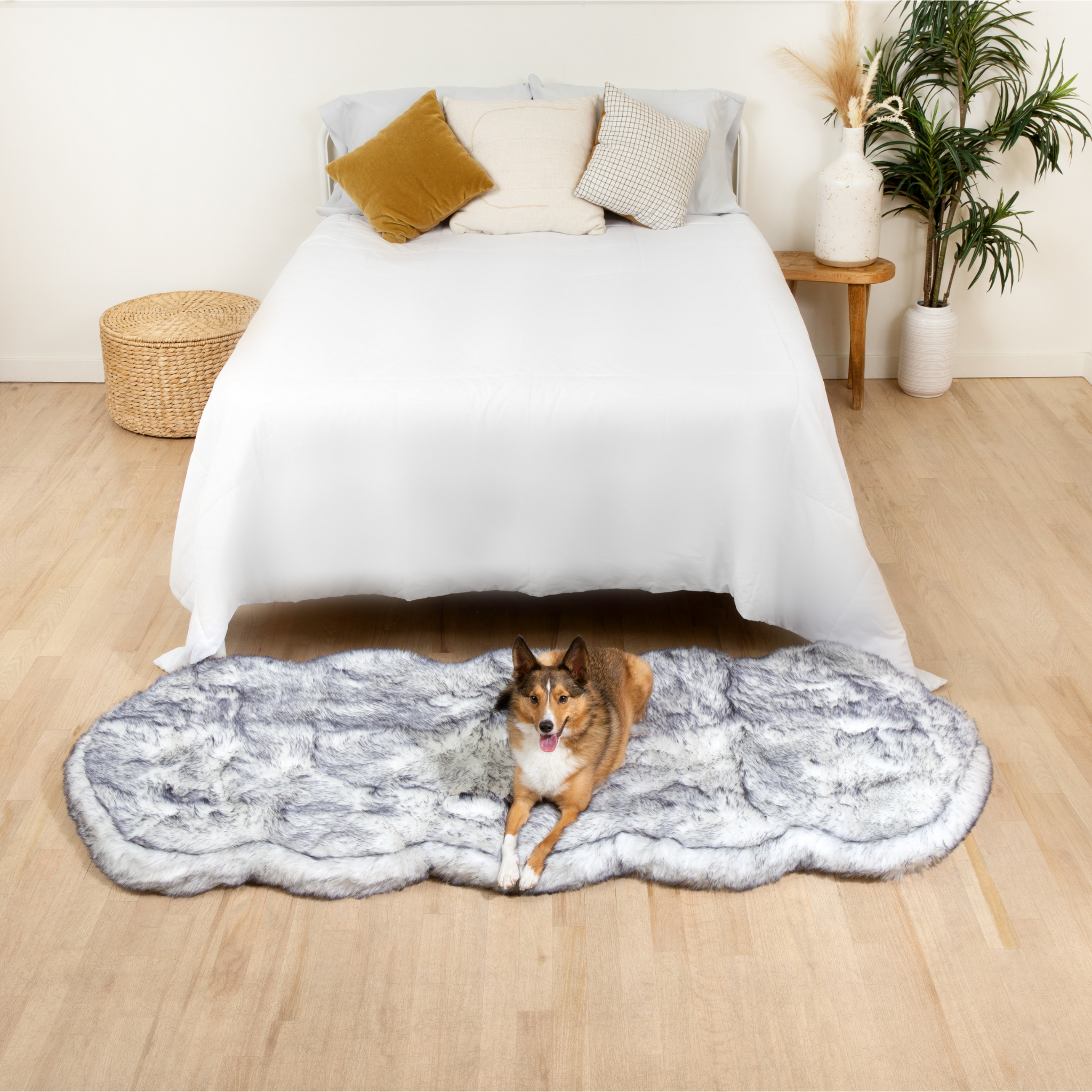 PupRug™ Runner Luxe Faux Fur Memory Foam Dog Bed - Ultra Plush Arctic Fox
