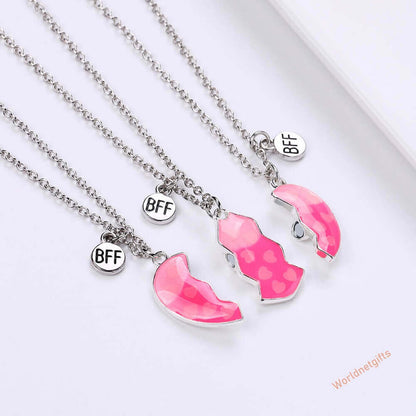 3-Person Friendship Family Necklace with Glowing Heart
