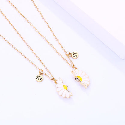 Daisy BFF Bestie Necklace Magnetic for Two
