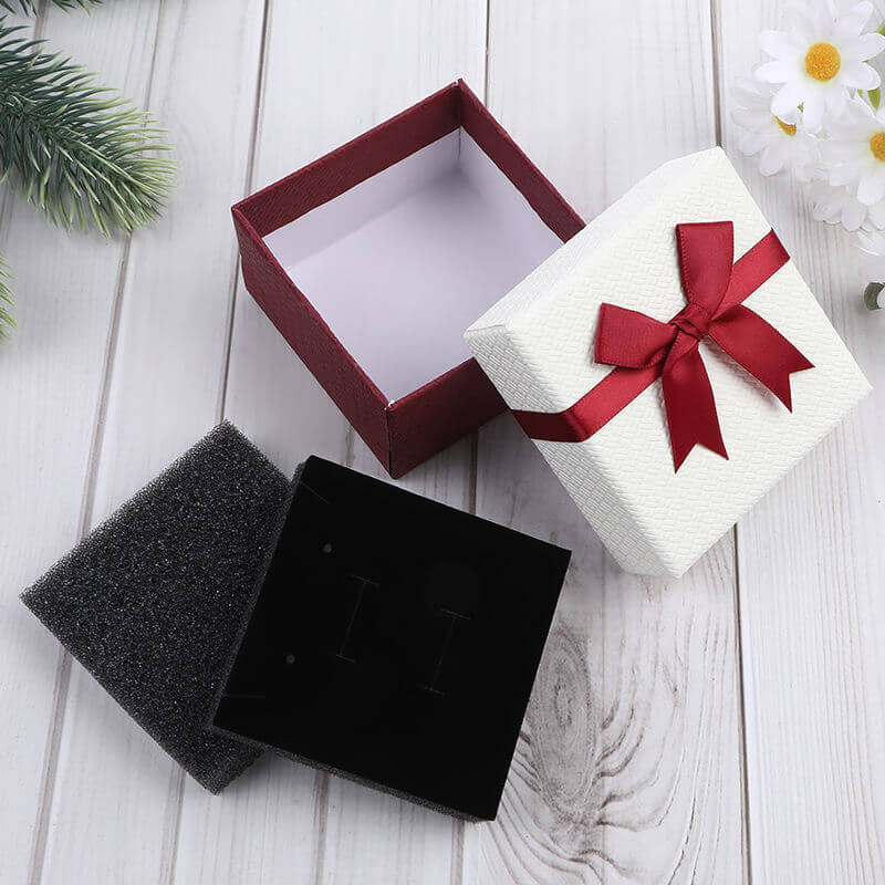 2pcs Black and White Ghost Bracelets