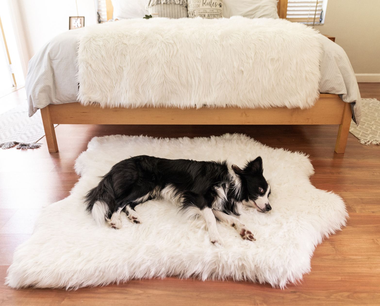 PupRug™ Memory Foam Bed + Matching Waterproof Blanket Bundle - Polar Bear Faux Hide