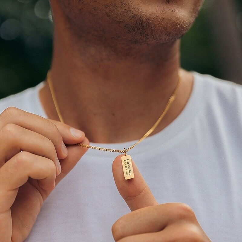 Sleek Bar Necklace with Custom Engravings - Ideal Gift for Friends & F