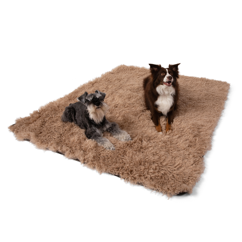 PupProtector™ Luxe Waterproof Faux Fur Blanket - Plush Sheep