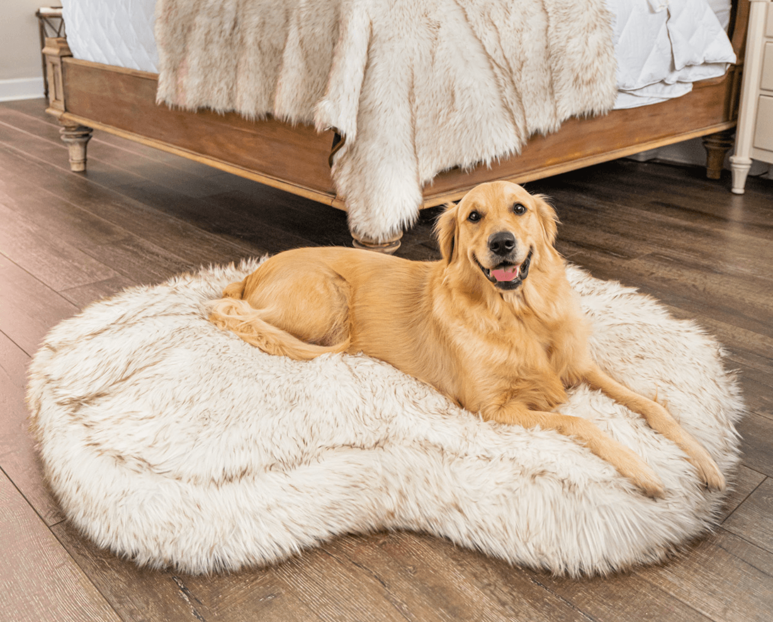 PupCloud™ Faux Fur Memory Foam Dog Bed - Curve White